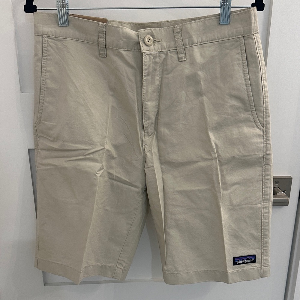 Patagonia Men's Beige Flat Front Shorts